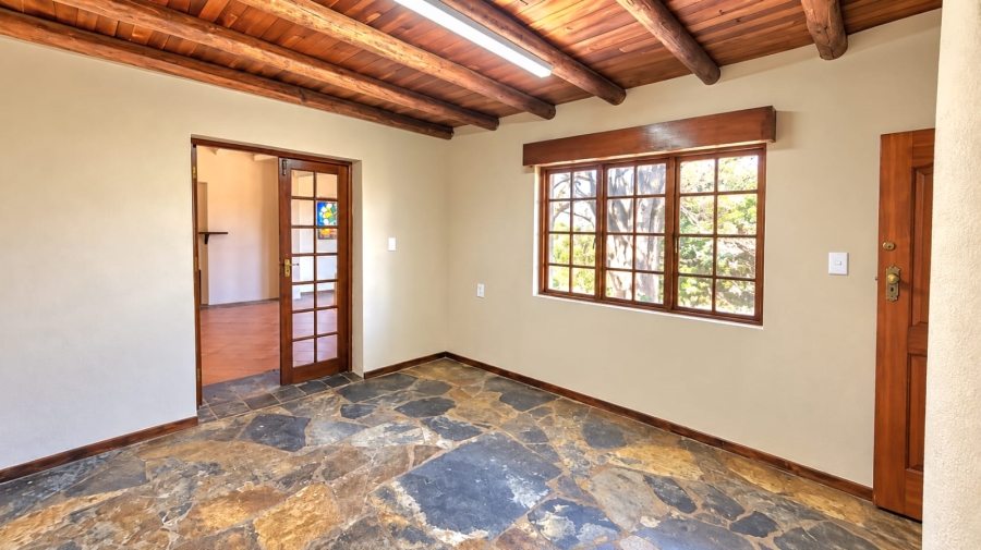 To Let 4 Bedroom Property for Rent in Schoemansville North West